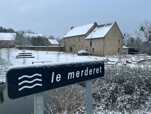 Exterior - La Fiere Bridge Guesthouse (Sainte-Mère-Église)