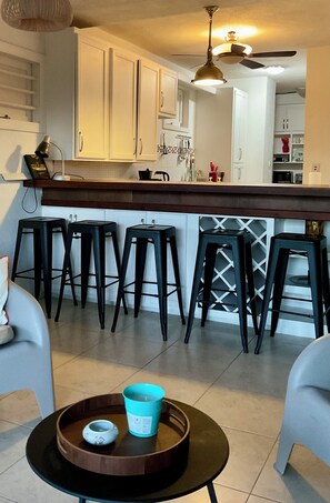 بار (في المنشاة)