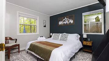 3 soveværelser, skrivebord, strygejern/strygebræt, weekendseng