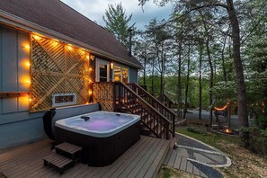 Terrace/patio - Bryce Resort Cabin - Hot Tub - Game Room - Fire Pit - Pet Friendly (Basye)