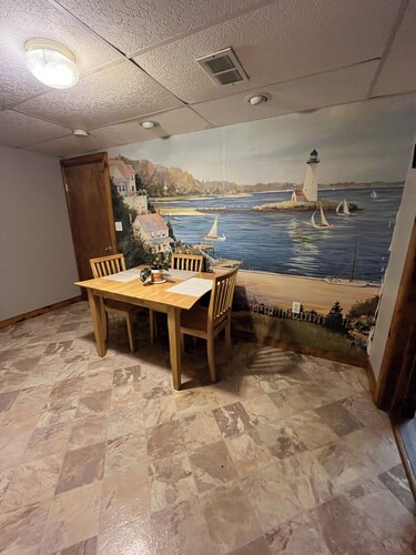 Studio Apt. Pet Friendly!