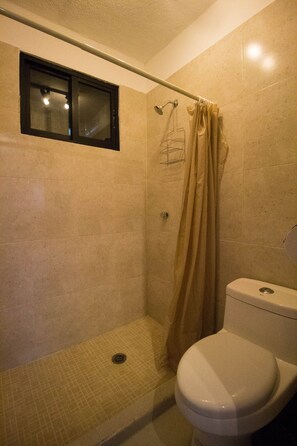Handtücher, Seife, Toilettenpapier