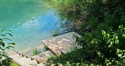 Traumimmobilie: modernes groĂes Forsthaus direkt am Hintersee (Alleinlage)