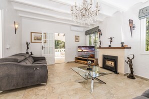 Smart TV - Villa Tranquila (Denia)