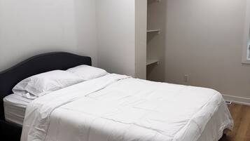 8 quartos, Wi-Fi, roupa de cama