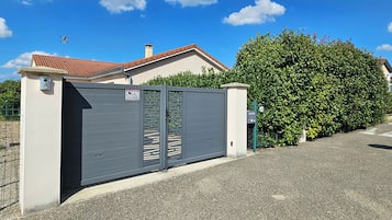 Enceinte de lâhĂ©bergement