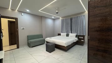 奢華雙人房 | 書桌、手提電腦工作空間、免費 Wi-Fi