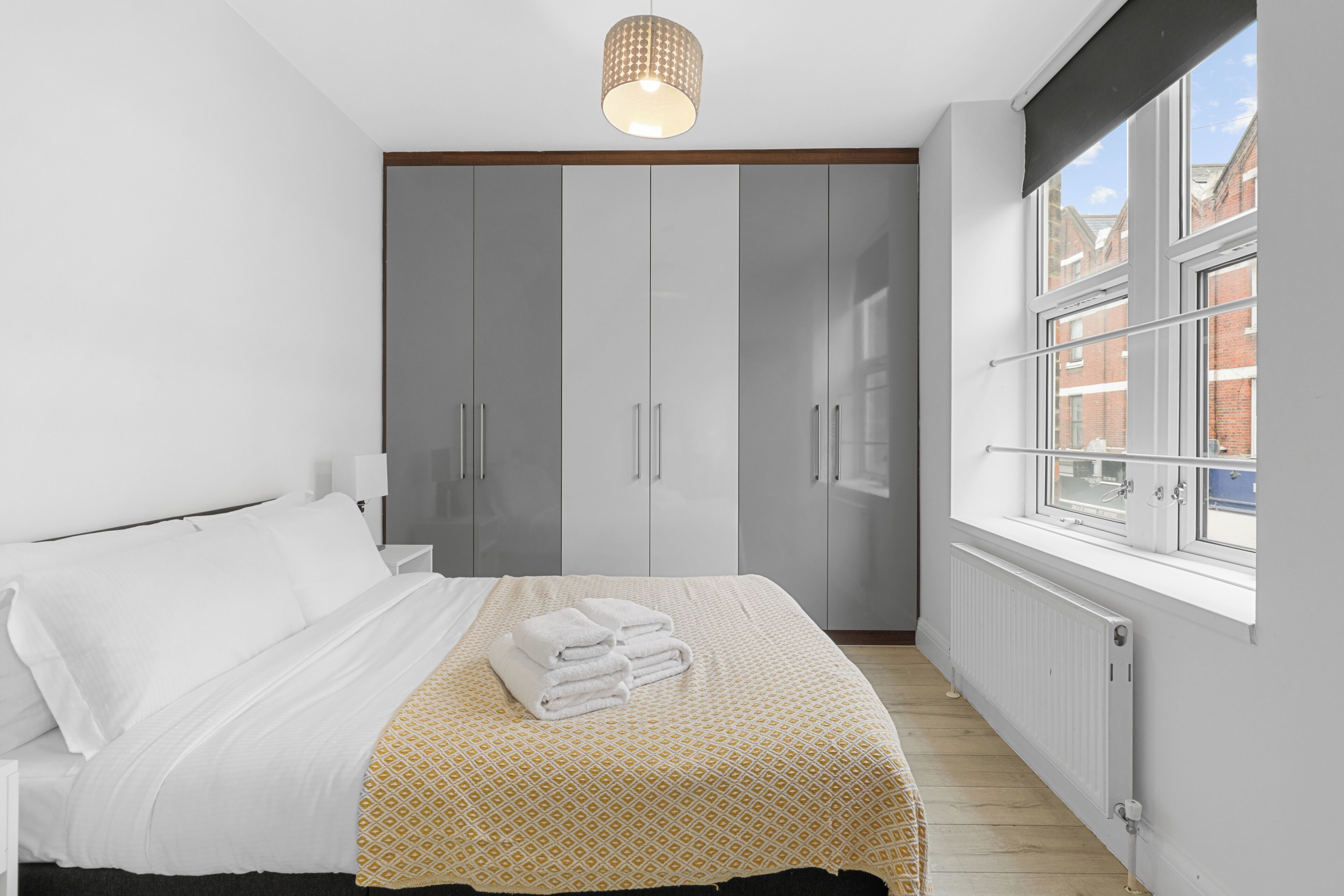 2 bedrooms, desk, iron/ironing board, free WiFi