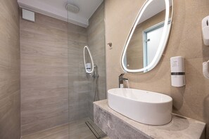 In-room safe, desk, soundproofing, free WiFi