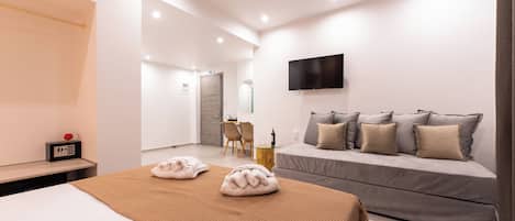 Caja de seguridad en la habitación y escritorio