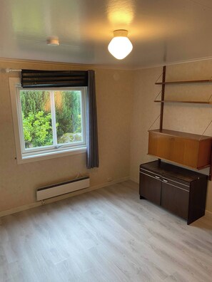 Interior - Mountain Retreat in Brattvåg - Unwind in Nature (Ålesund)