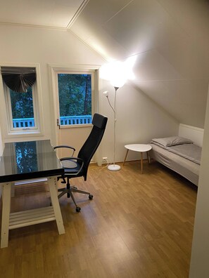 House, Multiple Bedrooms, Balcony, Mountain View | 11 bedrooms - Mountain Retreat in Brattvåg - Unwind in Nature (Ålesund)