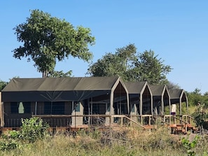 Bagian depan properti