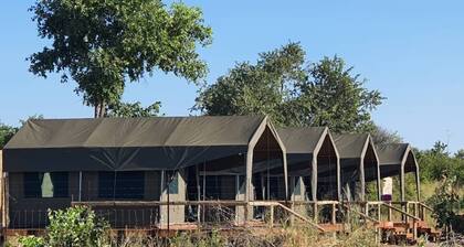 RiverScape Inn Tented Guest House