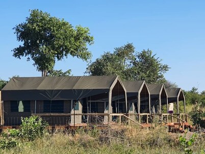 RiverScape Inn Tented Guest House 