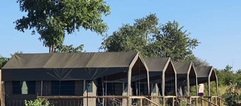 RiverScape Inn Tented Guest House