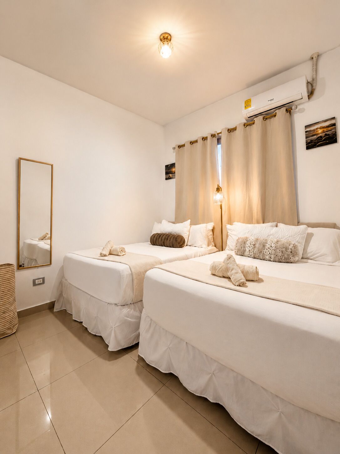 2 bedrooms, in-room safe, desk, iron/ironing board