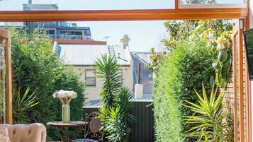 House, 3 Bedrooms, Balcony, City View | Balcony