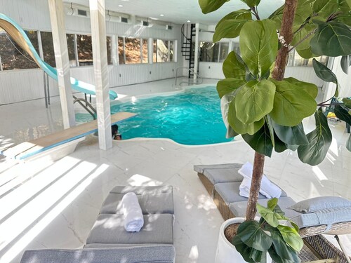 Luxury 8BR Lodge w/ Heated Indoor Pool • Game Room • Near Lake Wallenpaupack