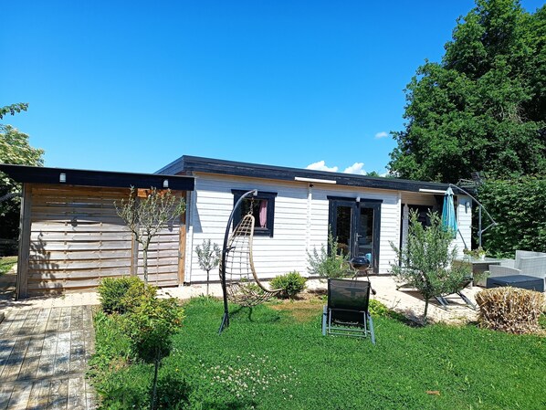 Exterior - La Belle brune (with Jacuzzi) (Alincthun)