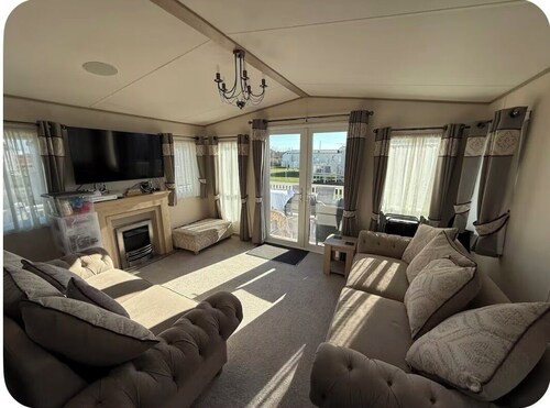 Hurleys Haven Mini Lodge At Camber (sleeps 8) Ashview 10