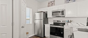 Arlington Gem: Near AT&T Stadium, Globe Life, UTA & Six Flags!