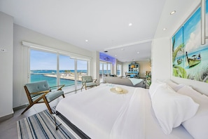 2 makuuhuonetta, silitysrauta/-lauta, Wi-Fi, vuodevaatteet