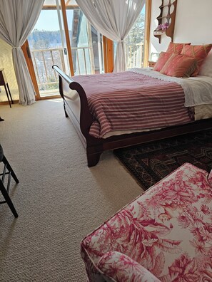 2 Schlafzimmer, Schreibtisch, Bügeleisen/Bügelbrett, kostenloses WLAN