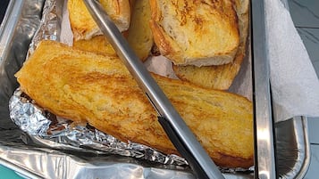Free daily on-the-go breakfast