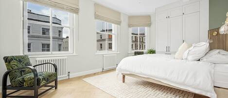 3 bedrooms, iron/ironing board, travel cot, free WiFi