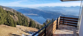 Vacation above the clouds with lake view and mountain panorama! Pet friendly