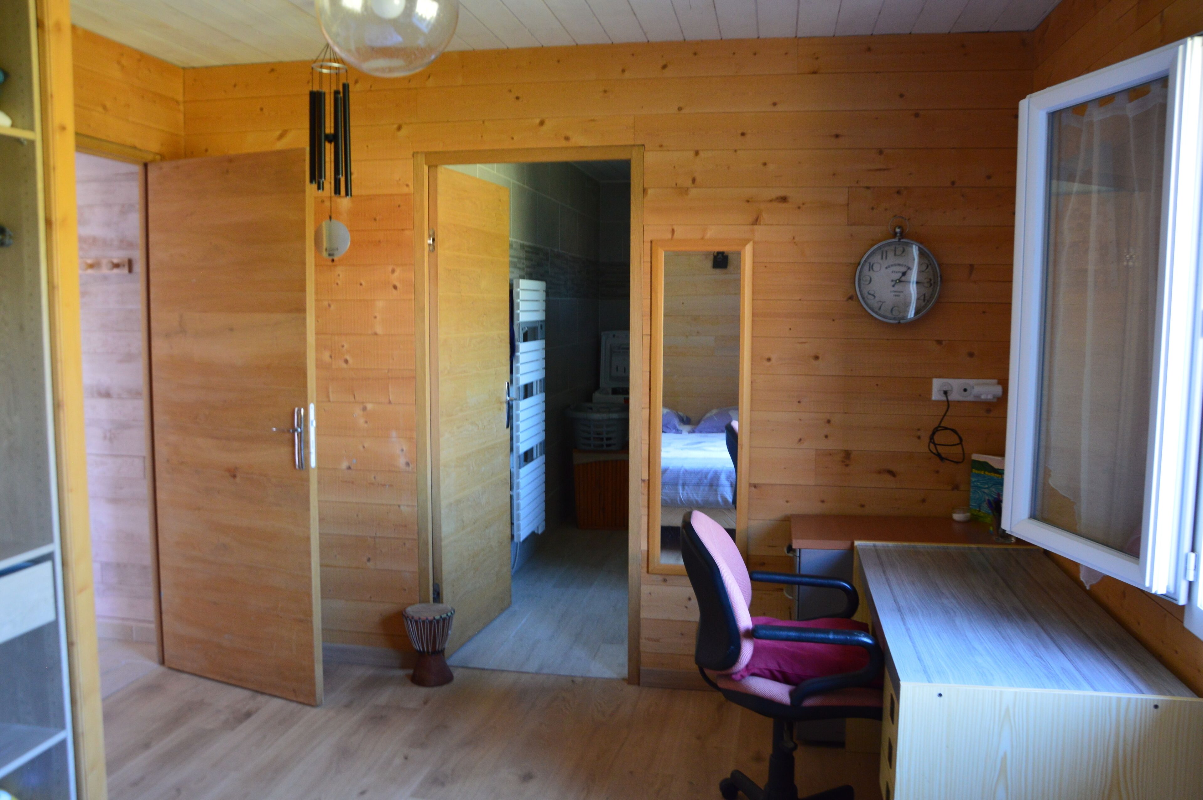 1 makuuhuone, työpöytä, silitysrauta/-lauta, ilmainen Wi-Fi