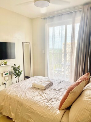 1 habitación, wifi y ropa de cama