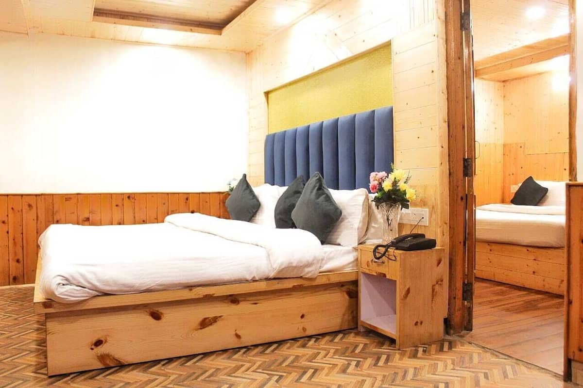 Family Room | Rollaway beds, free WiFi, bed sheets
