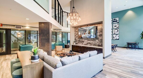 Interior - Landing at Preston at Biltmore - 1 Bedroom in C... (Phoenix)