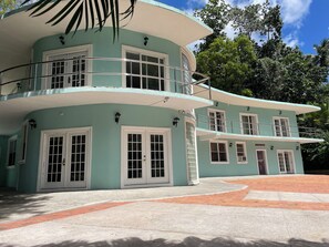 Voorkant van accommodatie