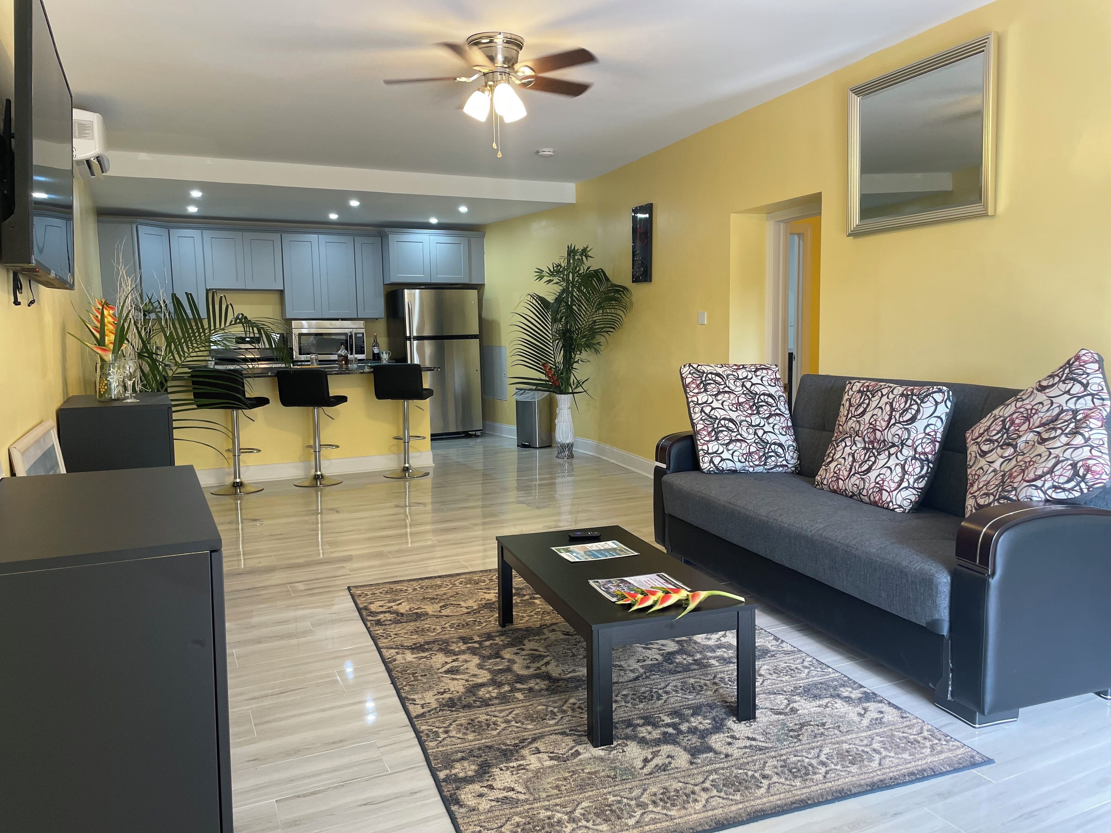 Suite Executive, vista piscina | Area soggiorno