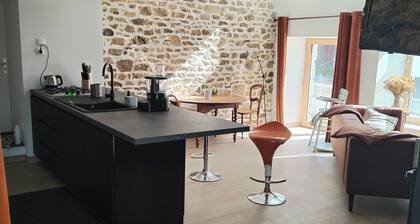 Gite sleeps 3, sleeps 5 in the countryside, garden, parking, pets welcome.