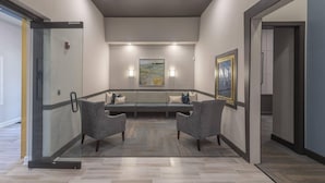 Interior - Landing | Chic 1BD, Pool, Gym (Orlando)