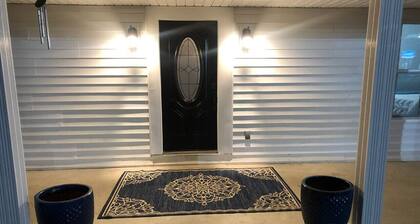 Country Club Escape in Wadley