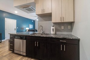 Interior - Landing | Stylish 1BD, Clubhouse, Gym (Charlotte)