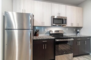 Refrigerador y comedor