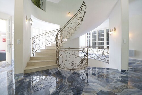 Magnificent upscale gîte in quiet Vierzon