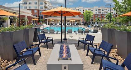 Landing | Chic 1BD, Yoga Studio, Gym