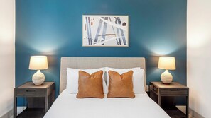 2 عدّة غرف نوم ومكتب ومكواة/لوح كي وواي فاي