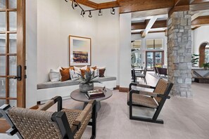 Living area - Landing | Stylish 1BD, Gym (League City)