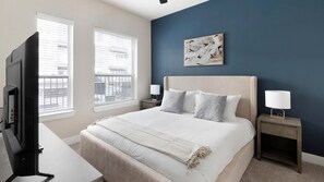 1 habitación, escritorio, tabla de planchar con plancha y wifi 