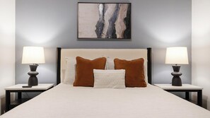 2 Schlafzimmer, Schreibtisch, Bügeleisen/Bügelbrett, WLAN