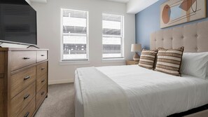 1 habitación, escritorio, tabla de planchar con plancha y wifi 