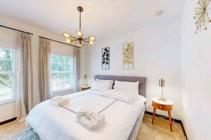 4 bedrooms, iron/ironing board, WiFi, bed sheets - COMO EN CASA FRENTE AL LAGO (Kissimmee)